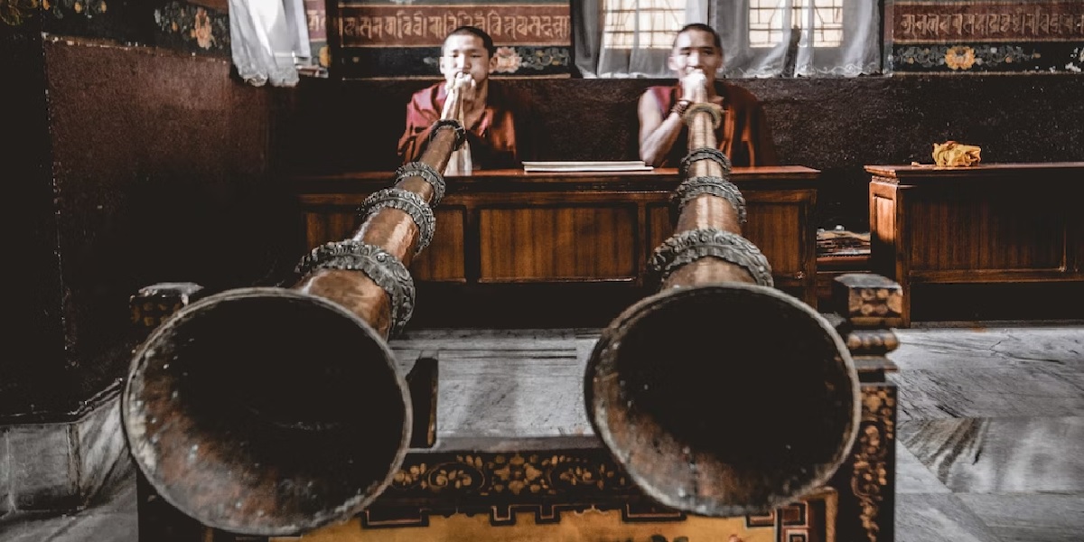 נפאל מקדש קרנות נזירים
