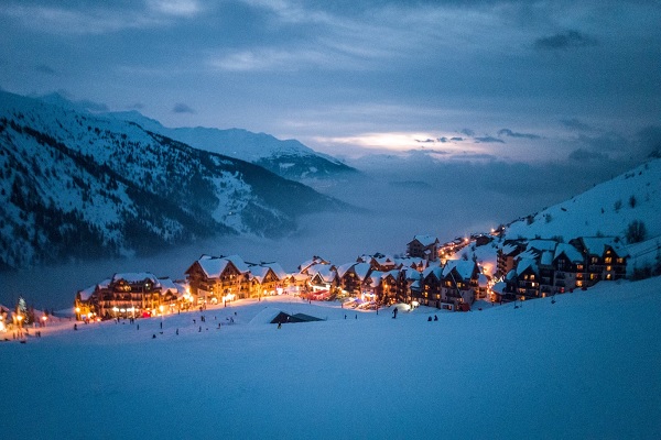 שוייץ כפר שלג חורף